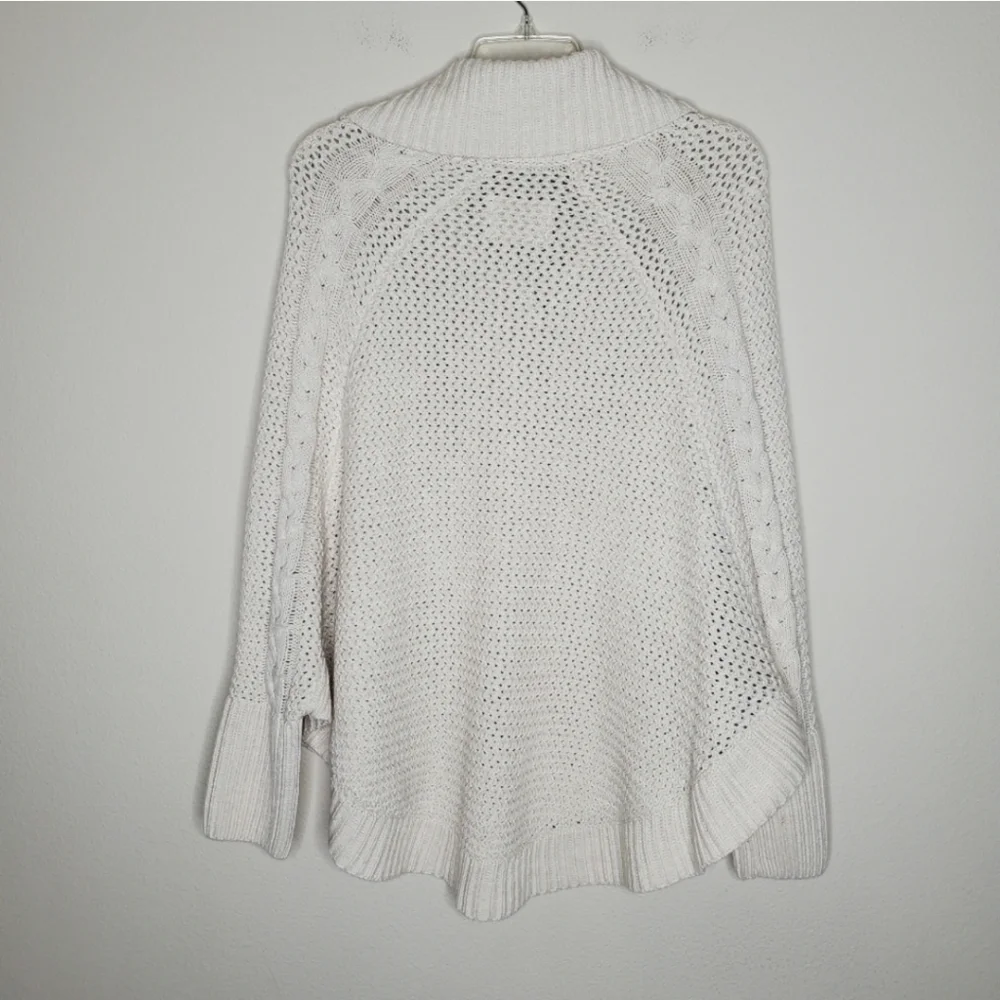 UGG Maribeth White Button Front Ribbed Cable Knit Wool Cape Cardigan Sweater
